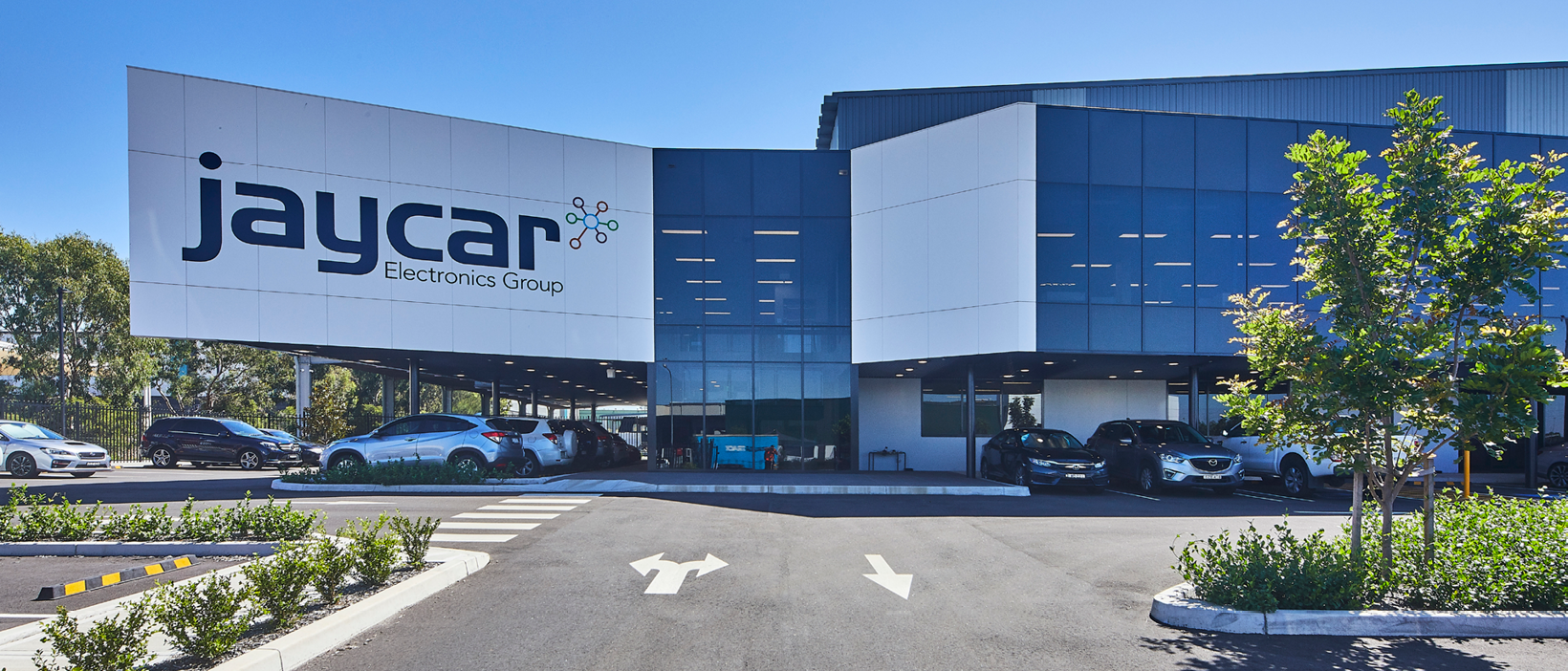 Jaycar Electronics wins at PCA awards 2022